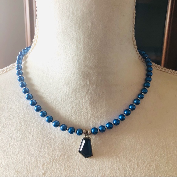 Handcrafted repurpose blue geometric glass pendant Czech glass Pearl necklace - Picture 2 of 9